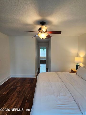 1124 LINKSIDE Court W, Atlantic Beach, FL 32233