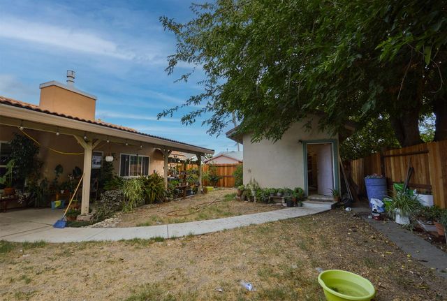 4561 Tidewind Dr, Sacramento, CA 95838