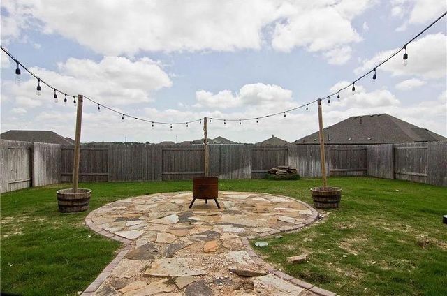 154 Tailwind DR, Kyle, TX 78640