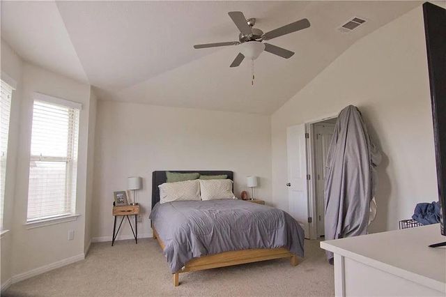 154 Tailwind DR, Kyle, TX 78640