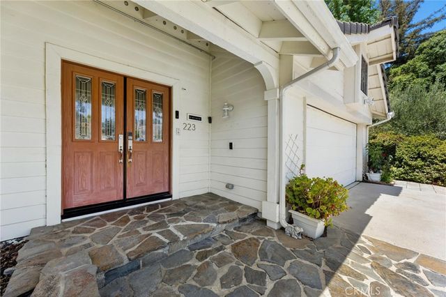 223 Quails Trail, Thousand Oaks, CA 91361