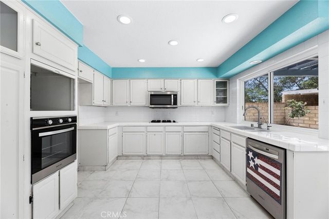 223 Quails Trail, Thousand Oaks, CA 91361