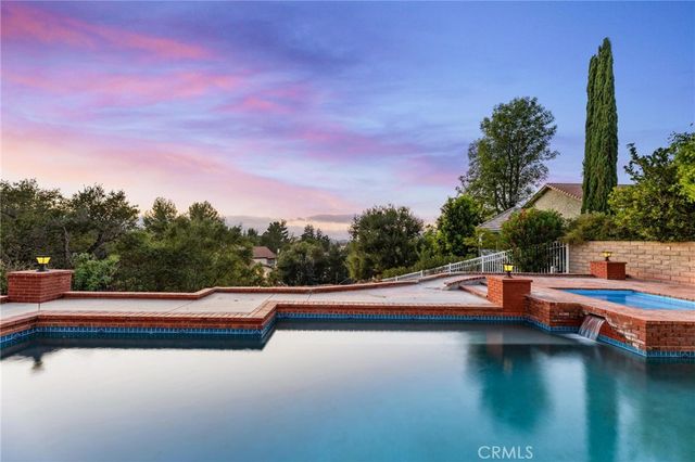 223 Quails Trail, Thousand Oaks, CA 91361