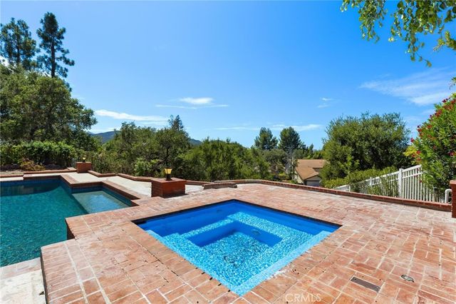 223 Quails Trail, Thousand Oaks, CA 91361