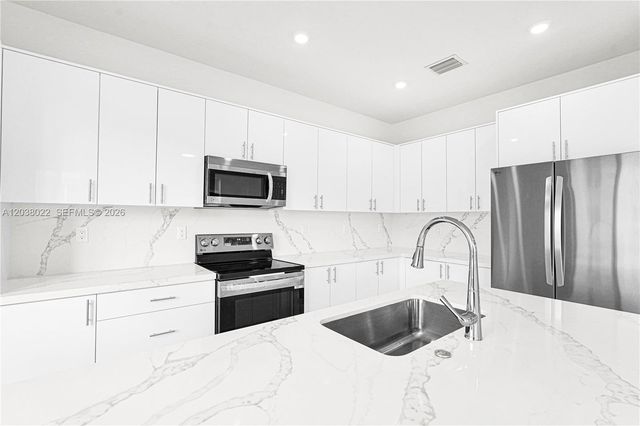 22505 SW 125th Avenue, Miami, FL 33170