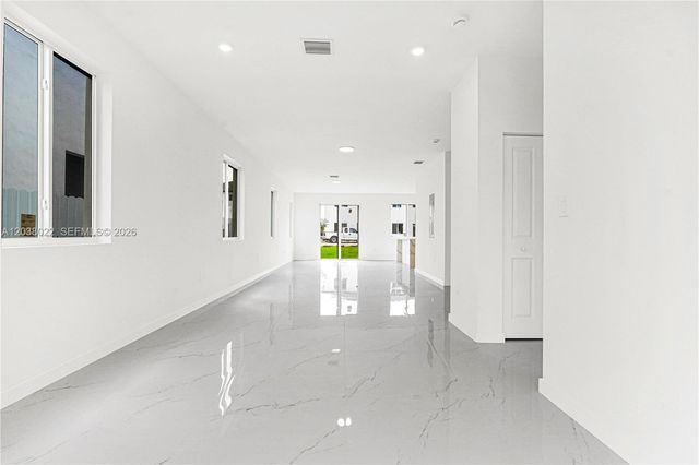22505 SW 125th Avenue, Miami, FL 33170