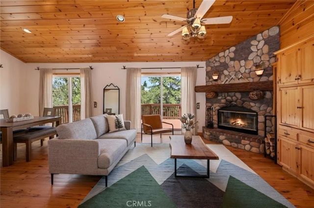 26285 Spyglass Drive, Lake Arrowhead, CA 92352
