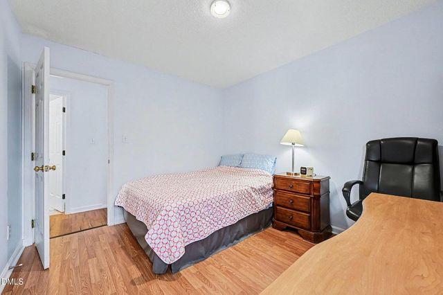 215 Trailview Drive, Cary, NC 27513