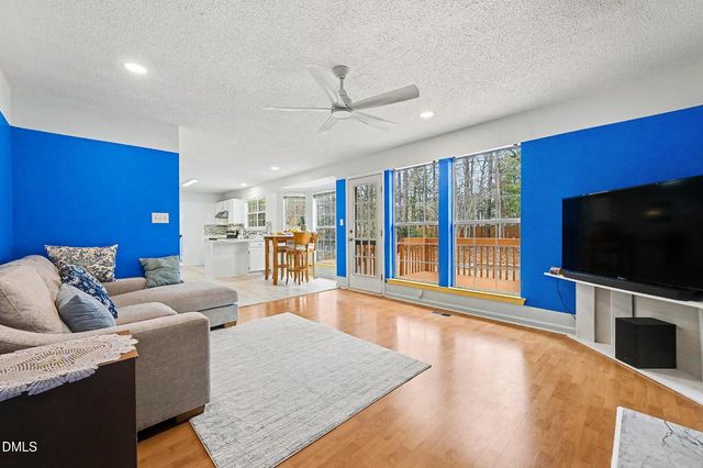 215 Trailview Drive, Cary, NC 27513