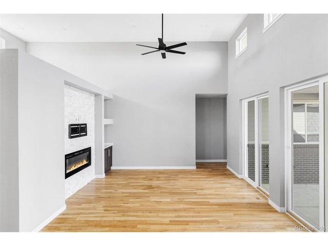 49447 Antelope Dr E, Bennett, CO 80102