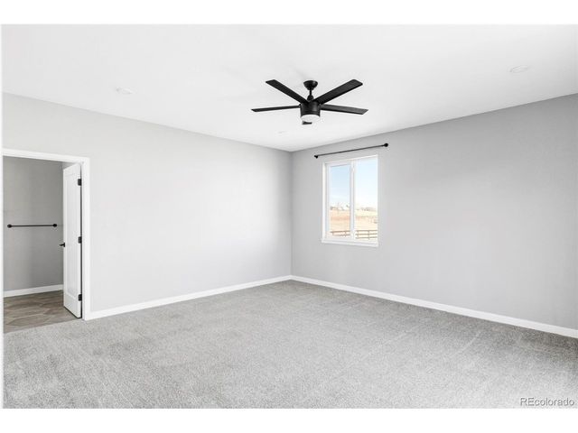 49447 Antelope Dr E, Bennett, CO 80102