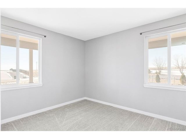 49447 Antelope Dr E, Bennett, CO 80102