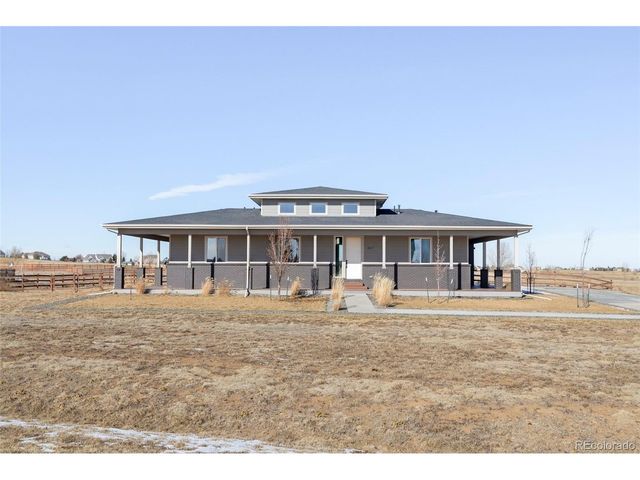 49447 Antelope Dr E, Bennett, CO 80102