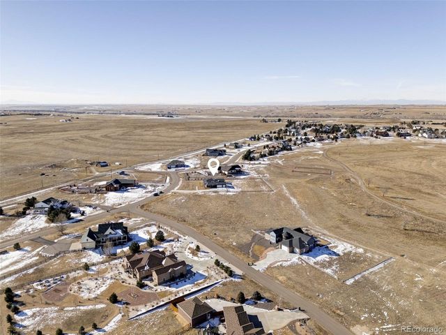 49447 Antelope Dr E, Bennett, CO 80102
