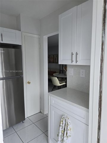 6560 Winfield Blvd 205, Margate, FL 33063