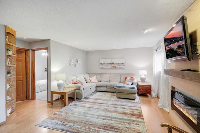 6008 114th Lane N, Champlin, MN 55316