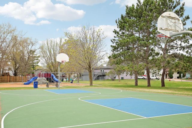 6008 114th Lane N, Champlin, MN 55316