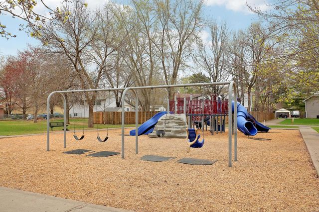 6008 114th Lane N, Champlin, MN 55316