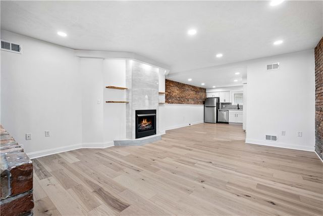 2128 Merriman Way, South Side, PA 15203