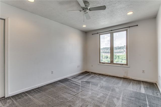 2128 Merriman Way, South Side, PA 15203