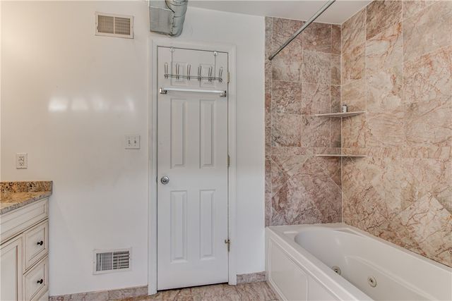 2128 Merriman Way, South Side, PA 15203