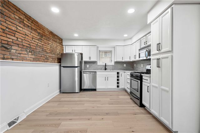 2128 Merriman Way, South Side, PA 15203