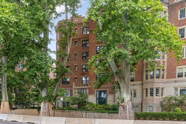 987 Memorial Drive G73, Cambridge, MA 02138
