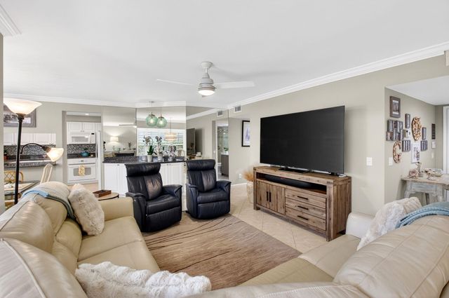 75 Venetian Drive A-2, Delray Beach, FL 33483