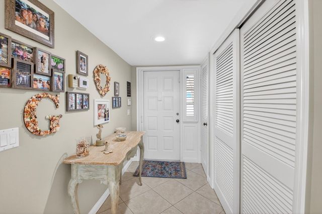 75 Venetian Drive A-2, Delray Beach, FL 33483