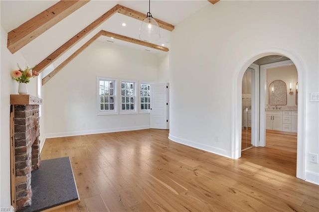 300 Bay Colony DR, Virginia Beach, VA 23451