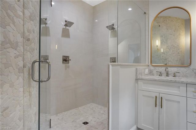 300 Bay Colony DR, Virginia Beach, VA 23451