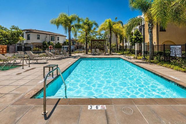 2427 Verano Way, Vista, CA 92081