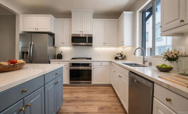 2427 Verano Way, Vista, CA 92081