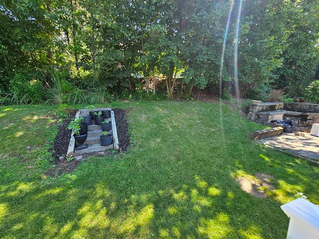 10 Marmion Ave, Worcester, MA 01606