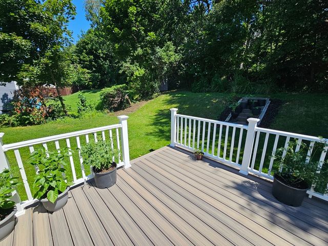 10 Marmion Ave, Worcester, MA 01606