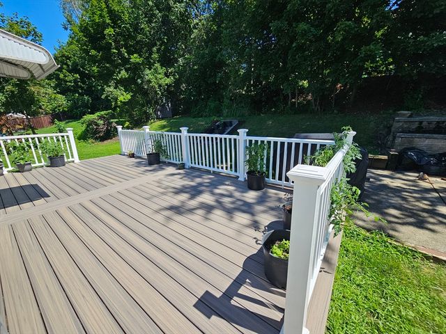 10 Marmion Ave, Worcester, MA 01606