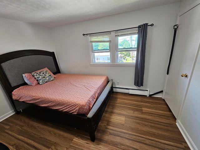 10 Marmion Ave, Worcester, MA 01606