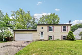 107 W Melody Lane, Woodstock, IL 60098