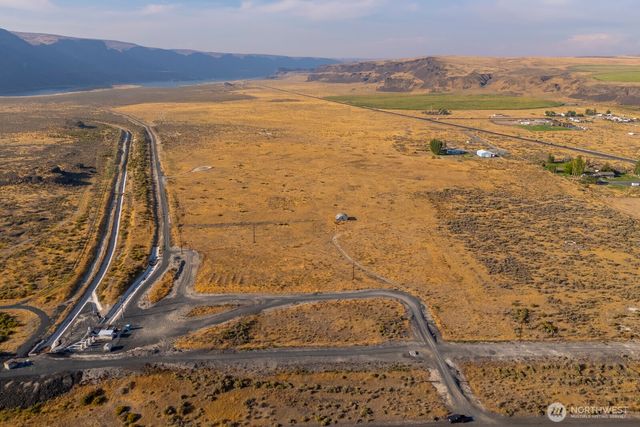 605 NW 23 Road, Soap Lake, WA 98851