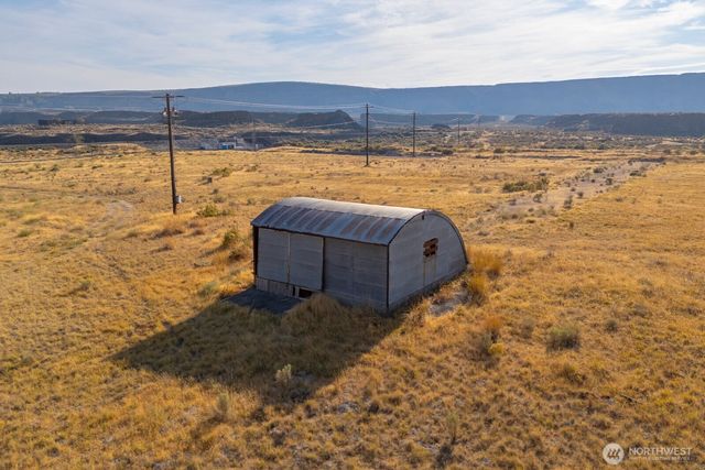 605 NW 23 Road, Soap Lake, WA 98851