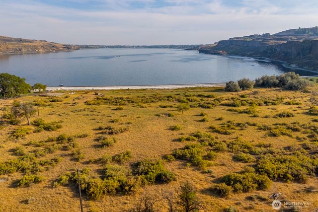 605 NW 23 Road, Soap Lake, WA 98851