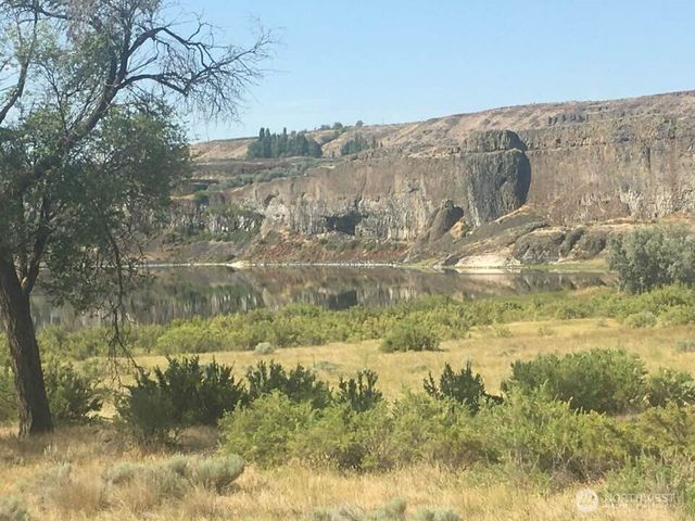 605 NW 23 Road, Soap Lake, WA 98851