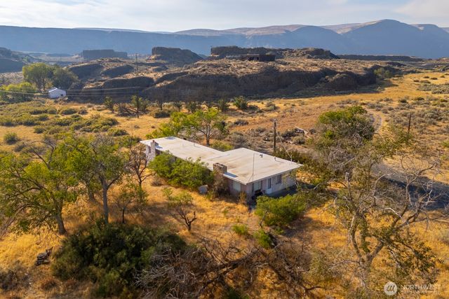 605 NW 23 Road, Soap Lake, WA 98851