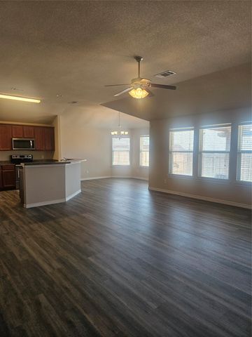 1707 Griffin Lane, Mansfield, TX 76063