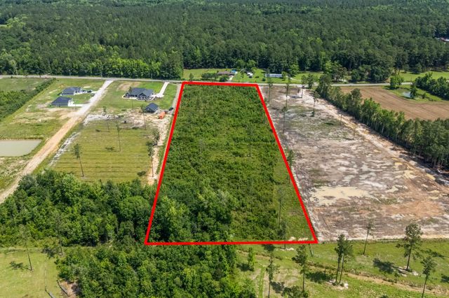 622 Hulls Island Rd., Loris, SC 29569