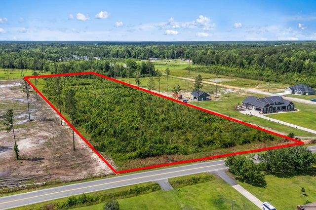 622 Hulls Island Rd., Loris, SC 29569