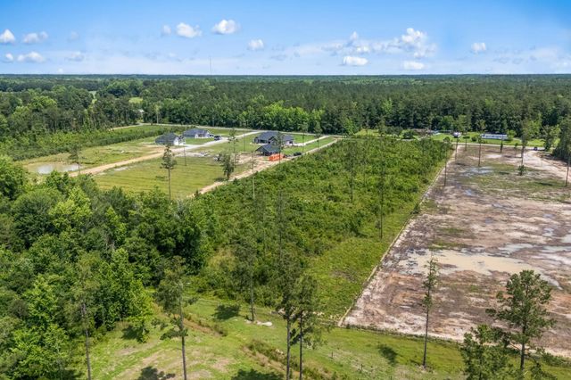 622 Hulls Island Rd., Loris, SC 29569