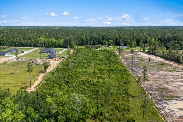 622 Hulls Island Rd., Loris, SC 29569