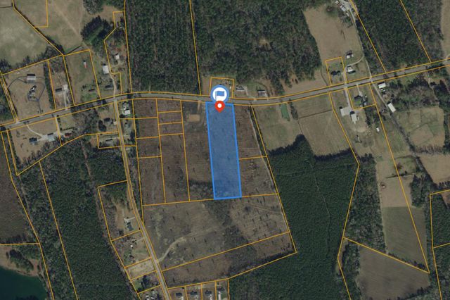 622 Hulls Island Rd., Loris, SC 29569