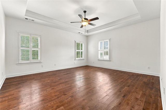 423 Spring Lake Hills, White, GA 30184